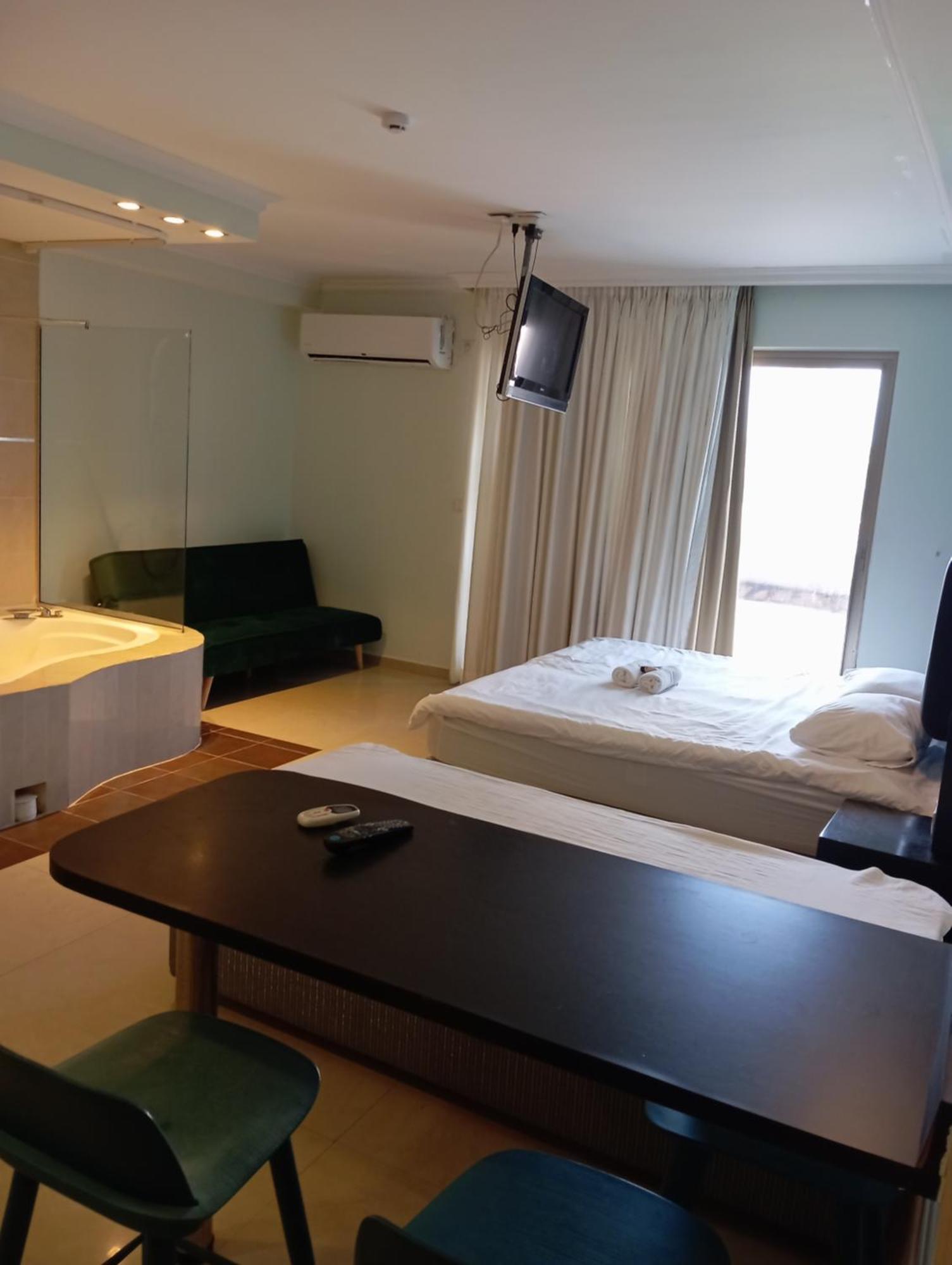 Marina Beach Hotel Tel Aviv Exterior foto
