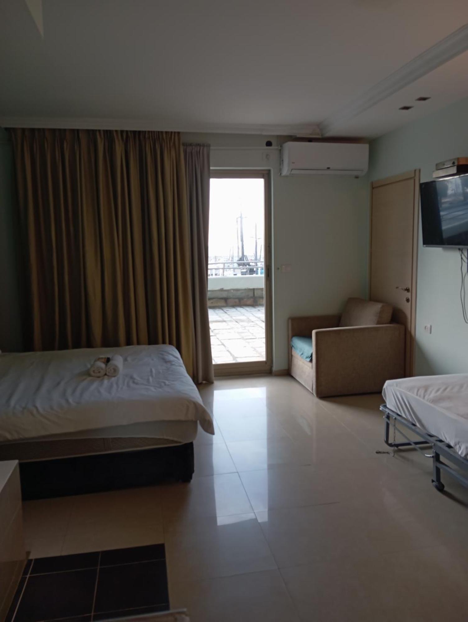 Marina Beach Hotel Tel Aviv Exterior foto